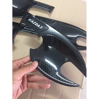 Ốp tay nắm, hõm cửa xe Mazda 3 đời 2016- HIỆN NAY - nhựa ABS Vân Carbon cao cấp