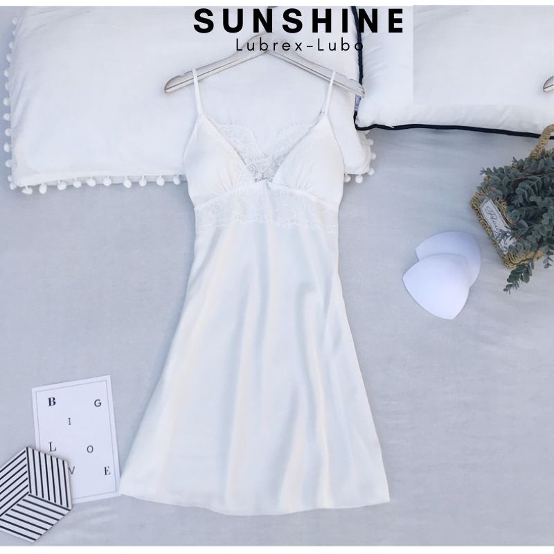 Váy ngủ lụa satin màu trắng hai dây cao cấp kèm mút ngực – SUNSHINE-LUBREXLUBO VLMNT130