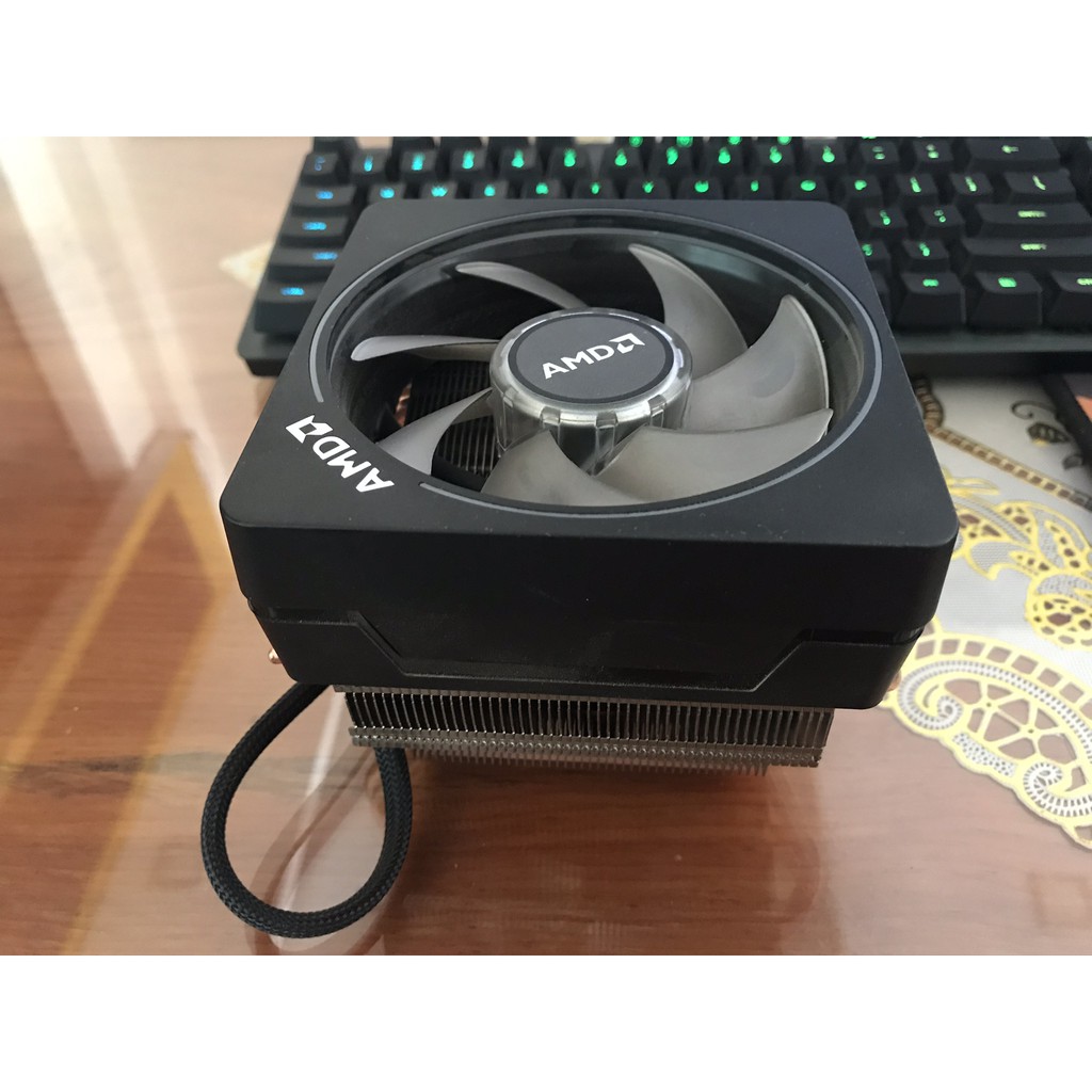 Tản nhịp stock AMD Wraith Prism có LED ( theo CPU Ryzen 7 3700X ...
