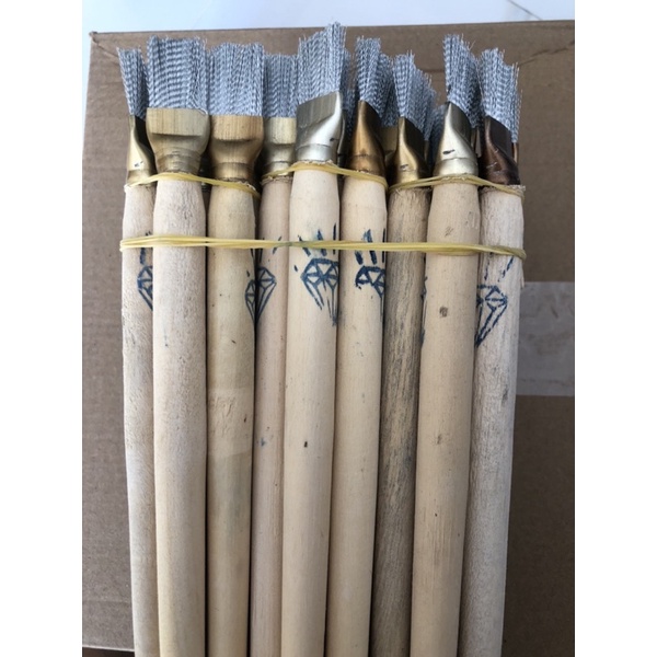 Cọ Sắt Cán Gỗ- Cọ Sắt Cọ Rỉ Sét | Shopee Việt Nam