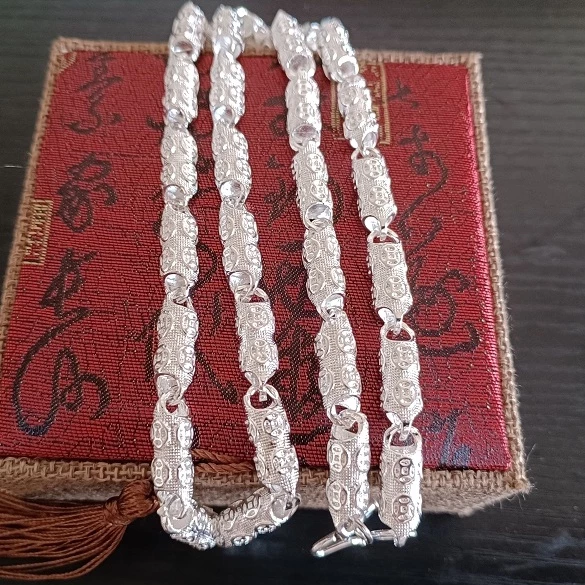 Collar