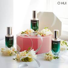 1 Gói serum tinh chất dưỡng trắng, căng bóng, chống lão hóa da – Ohui Prime Advancer Ampoule Serum