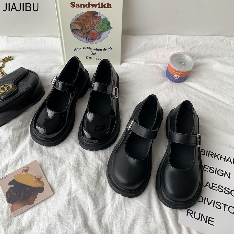 Size 35-44 Mary Janes đen Hợp Thời Trang Giày Nữ Cỡ đại Giày đồng Phục JK Nhật Bản Giày Khiêu Vũ đế Mềm Giày Lolita Dễ Thương Giày Cosplay 43 Korean Fashion Doll Shoes 42 Black Patent Leather Shoes Classic Mary Jane Shoes EVA Shoes High Heel Leather Shoes