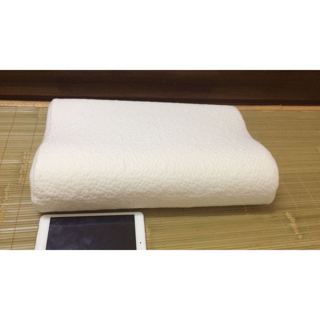 Gối memory foam 50D hình Cong Lock&Lock HLW111 (50 x 30 cm) tốt cho cột sống - K-MALL