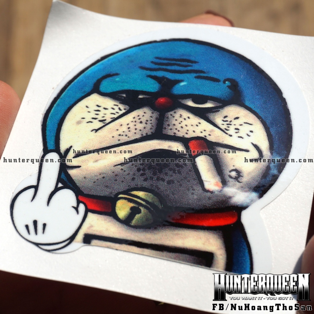 Hình dán Doraemon hút thuốc[5.8x6.3cm]. Decal sticker độc đáo. Tem trang trí chống nước, không bay màu