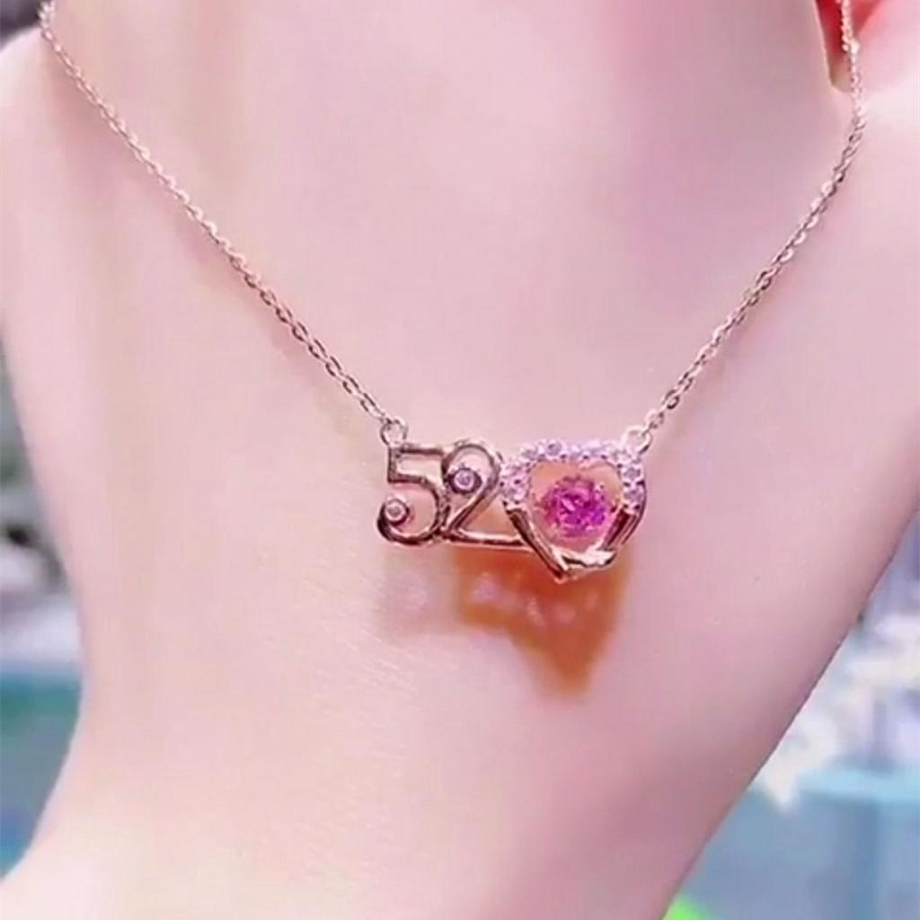 Dây Chuyền Bằng Thép Titan Mặt Số 520 Đính Kim Cương Thông Minh Không Gây Dị Ứng Thời Trang Cho Nữ 520
