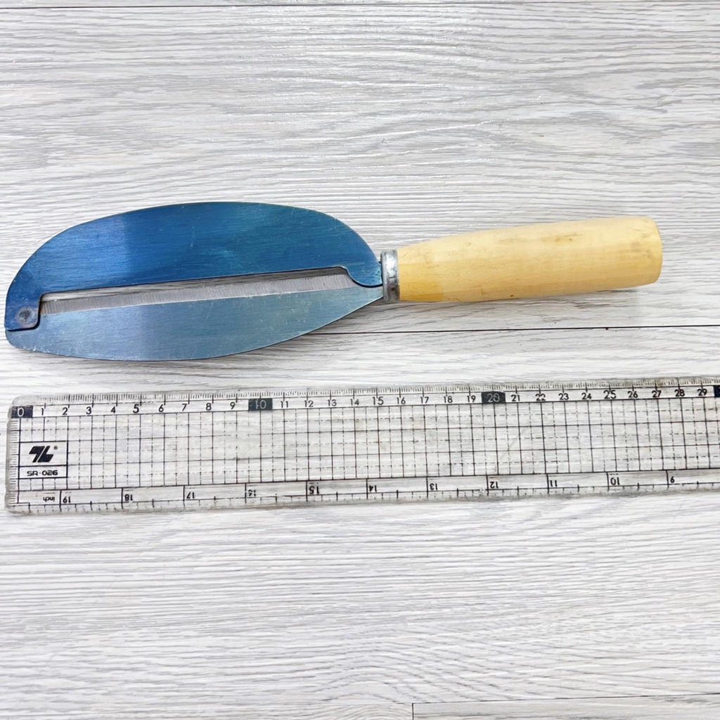 Dao Bào CủLưỡi Thép Siêu Bén Cán Gỗ Cầm Tay- Nhỏ Gọn - Tiện Dụng - Dễ Sử Dụng