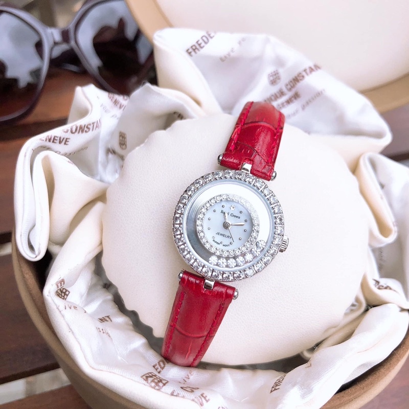 Đồng Hồ Nữ Royal Crown Chính Hãng 5308 Dây Da Mặt Nhỏ Lên Tay Cực Dễ