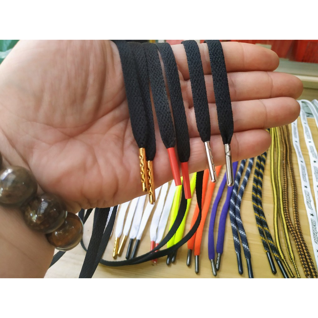 Cặp Dây giày in hoa văn - Đầu kim loại-132