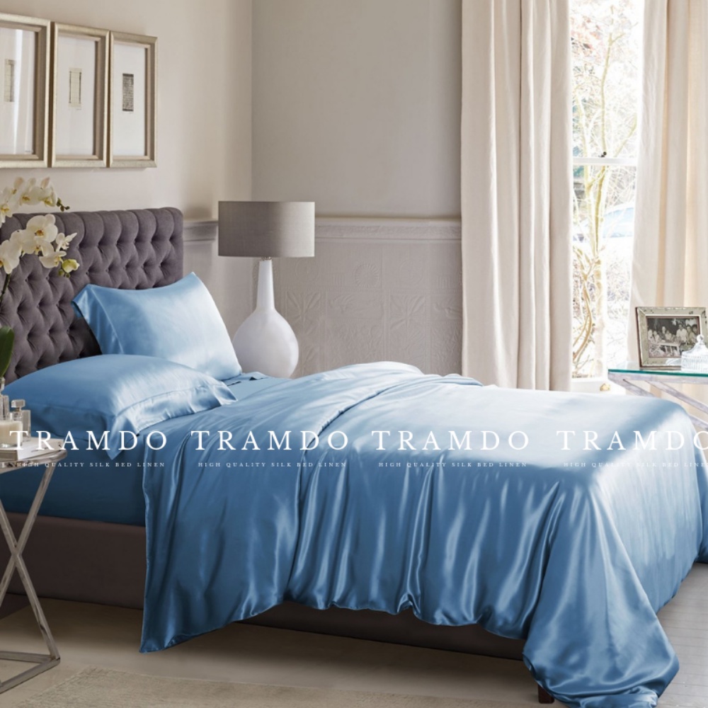 Ảnh Bộ Chăn Ga Gối Lụa Cao Cấp NITE9SILK TRAMDO BEDDING Màu Xanh Da Trời 3