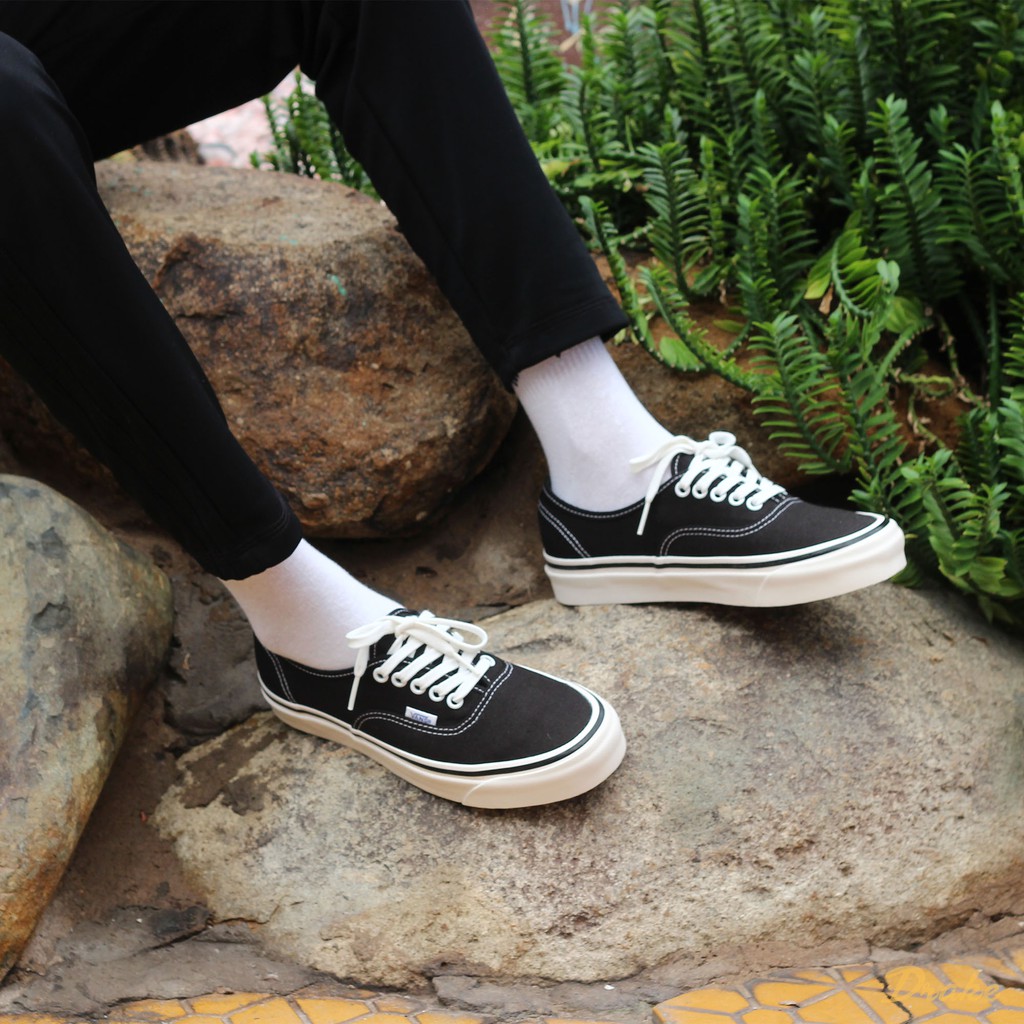 靴 VANS authentic 44 DX US9 ANAHEIM FACTORY AUTHENTIC 44 DX SHOE - CLASSIC WHITE | VANS