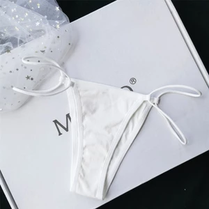 Quần lót lọt khe, vải cotton thoáng khí quyến rũ có 2 dây sexy - KELLY WANG CK077