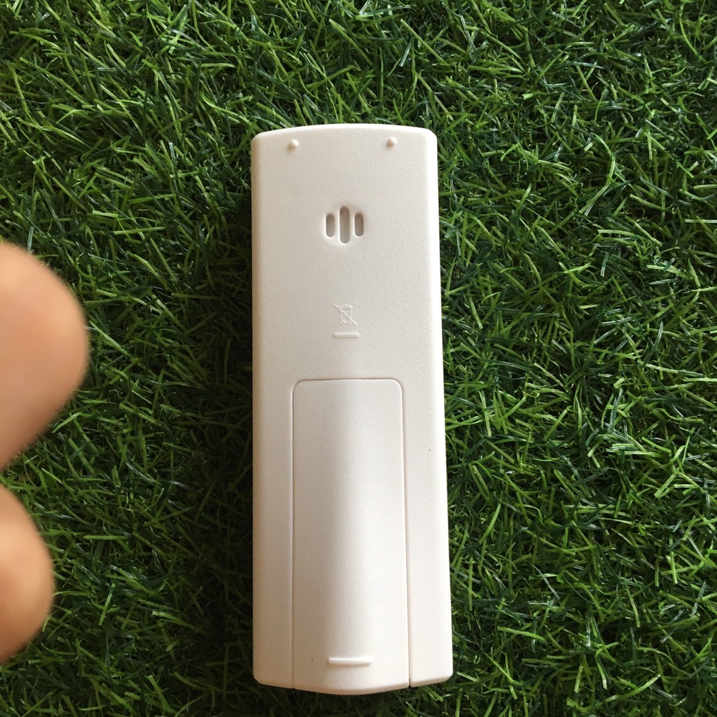 Điều khiển điều hòa Sanyo A/C YL - HD04 - Điều khiển điều hòa Sanyo có nút nguồn đỏ - Tặng kèm pin và bảo hành 3 tháng