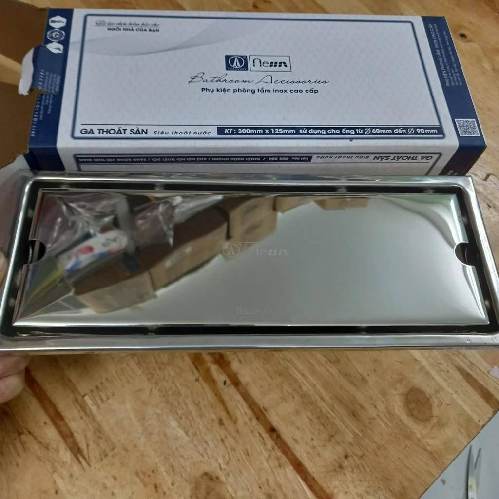 Ga thoát sàn ngăn mùi Inox SUS 304 Kích thước 12.5 x 30 cm - Chống mùi hôi và côn trùng - Thiết kế sang trọng