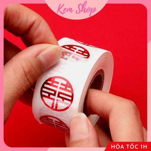 Cuộn 500 decal chữ hỷ dán trái cây, trầu cau, bánh kẹo trang trí ăn hỏi dạm ngõ đám cưới - Kem Shop K320