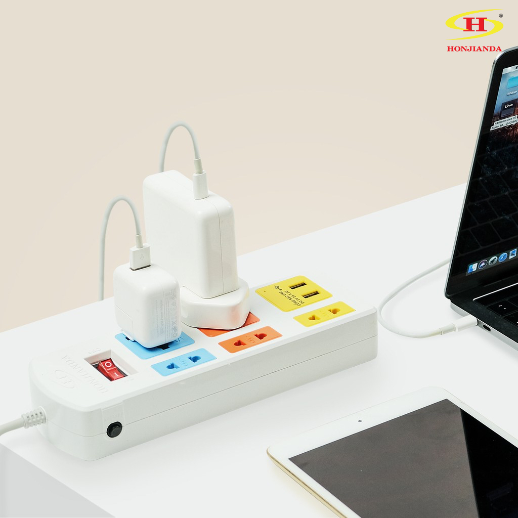 Ổ Cắm Điện Đa Năng HONJIANDA Sạc Nhanh TYPE-C USB PD20W Mã 04, Chịu Tải 2500W, Cầu Chì Tự Ngắt