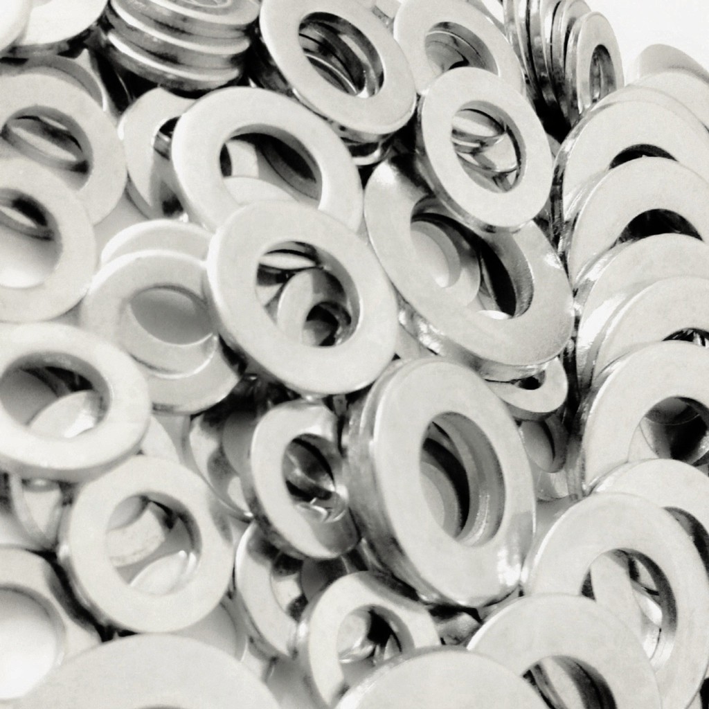 Tiêu chí lựa chọn long đen chất liệu nhôm