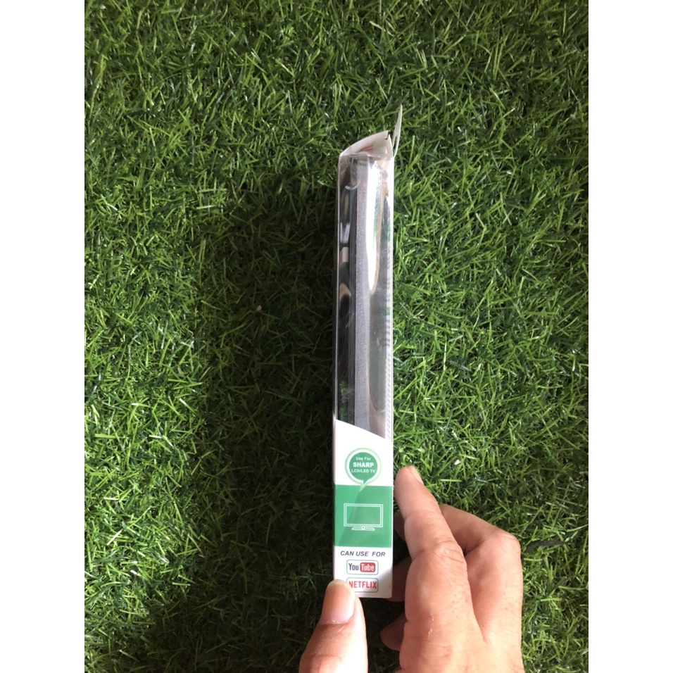 Điều khiển tivi Sharp RM-L1346 đa năng dùng cho các dòng tivi Sharp internet hiện nay - tặng kèm pin chính hãng