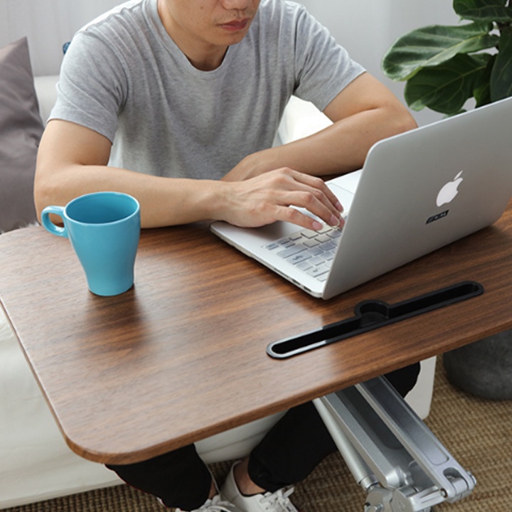 Bàn Laptop Làm Việc Ngồi Giường Di Động Thông Minh - Bàn Học Điều Chỉnh Độ Cao Đa Năng Chất Liệu Gỗ Óc Chó Cao Cấp | BigBuy360 - bigbuy360.vn