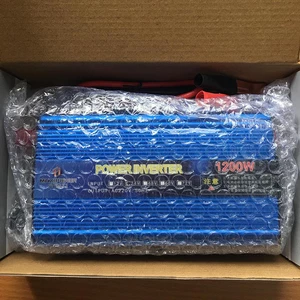 Bộ đổi nguồn điện MAXIPOWER 1200W thiết kế gọn nhẹ, an toàn khi sử dụng.