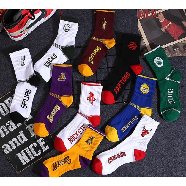 Vớ LAKERS, CHICAGO cao cổ Nam Nữ phong cách bóng rổ, thể thao, năng động.