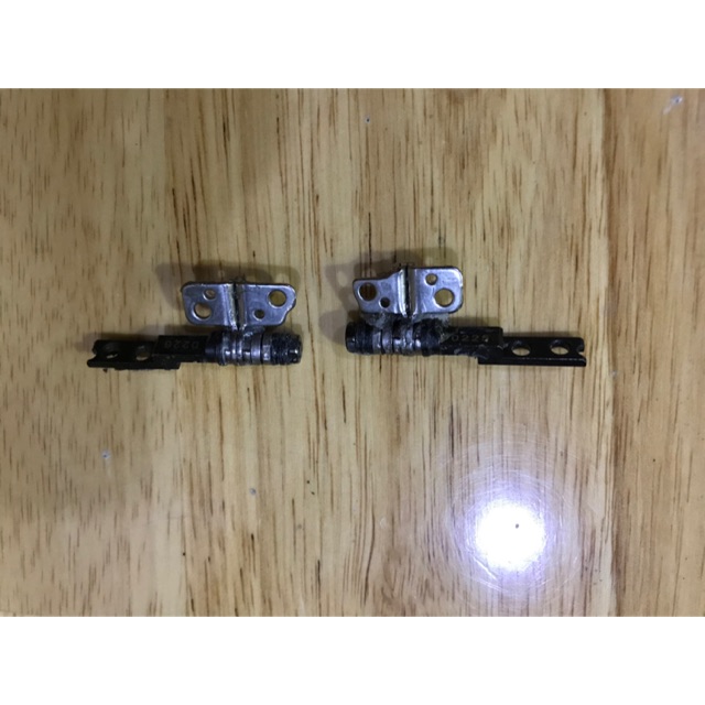 Cerniere Schermo Per DELL XPS13 13.3'' – XPS13-9350 9360 9343 – Lato Destro E Sinistro