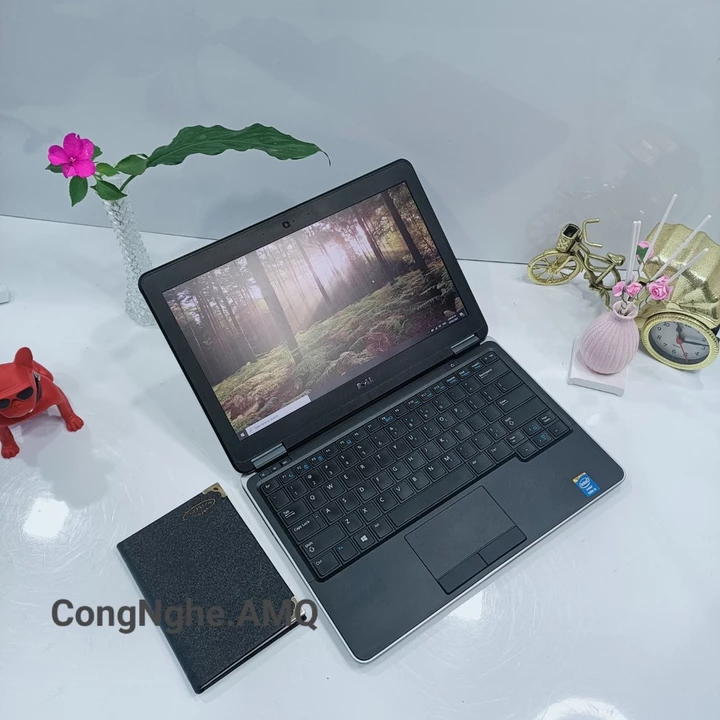 Laptop cũ DELL 7240 Intel Core i5-4200U | 4Gb | SSD128Gb | 12.5" - SANG TRỌNG, LỊCH SỰ