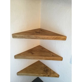 Kệ gỗ decor góc vuông 90 hình tam giác cân gỗ thông tự nhiên