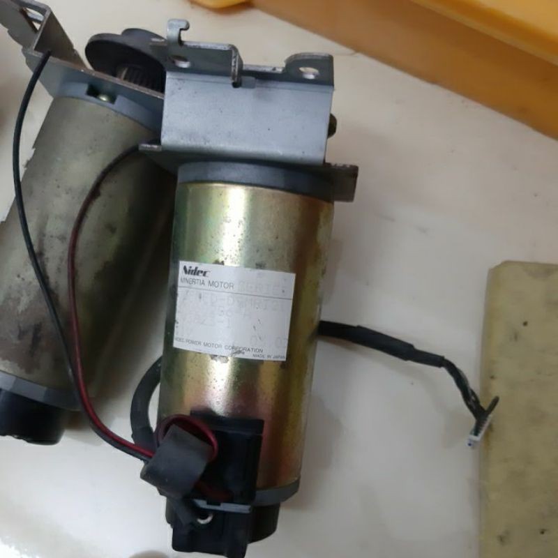 Motore Brushless Nidec 12/24V Con Freno E Inversione Di Marcia &ndash; Nuovo