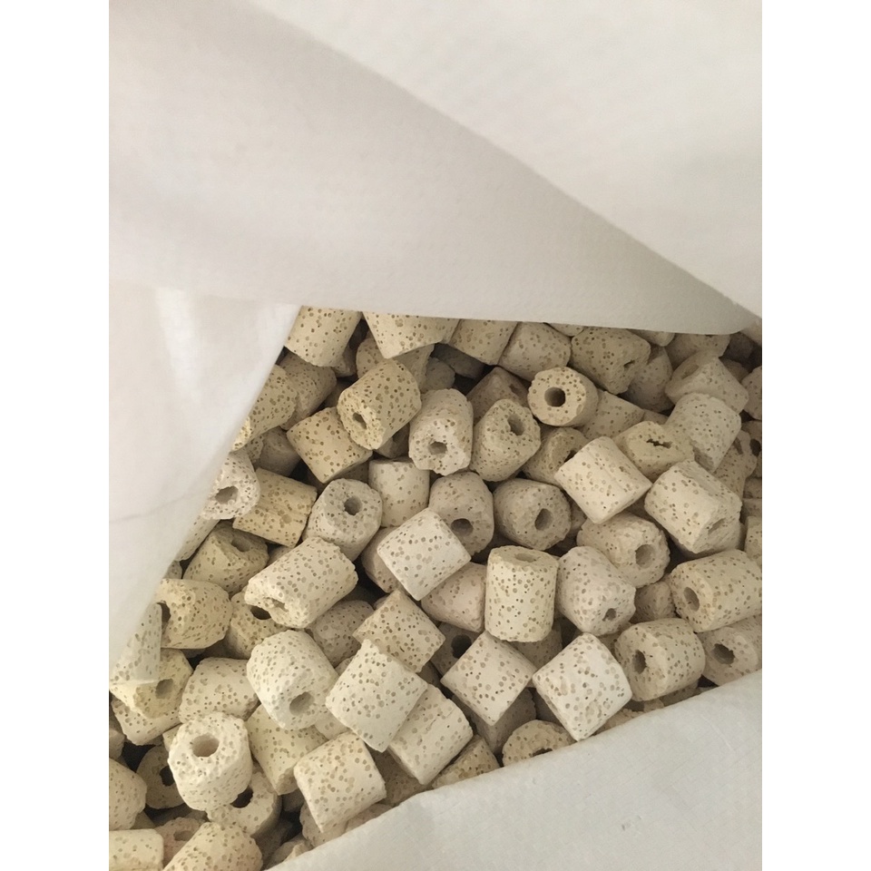 Sứ trụ trắng,sứ lọc tạp chất bổ sung vi lượng và khoáng cho nước bể ,hồ cá.