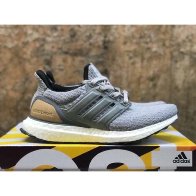 adidas gazelle silver green womens Giày Chạy Bộ Nữ Adidas Ultraboost 5 main image 1