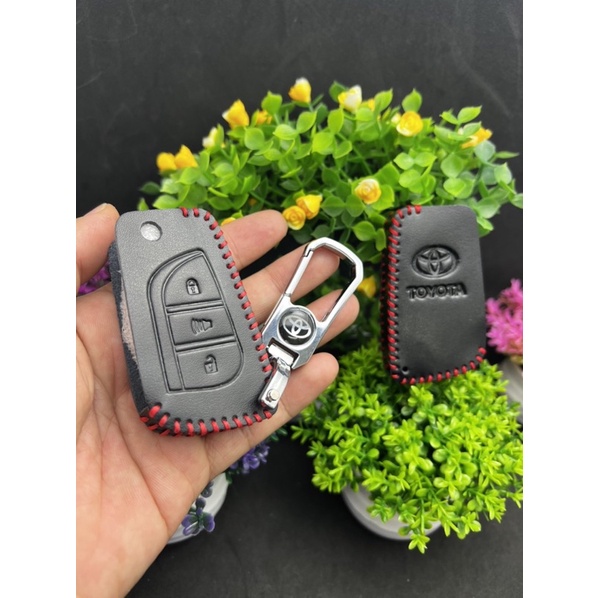 Bao da chìa khoá gập ô tô Toyota Fortuner 2019, Atis, Innova chìa gập 3 nút  Type 2- Toy30 6B3