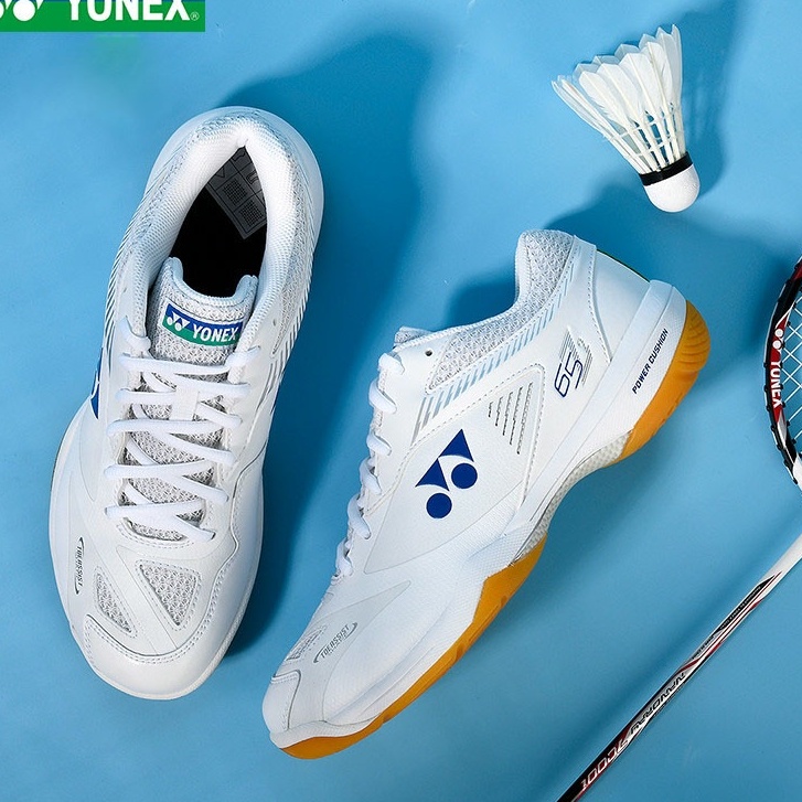 6. Cách Bảo Dưỡng Và Vệ Sinh Giày Cầu Lông Yonex