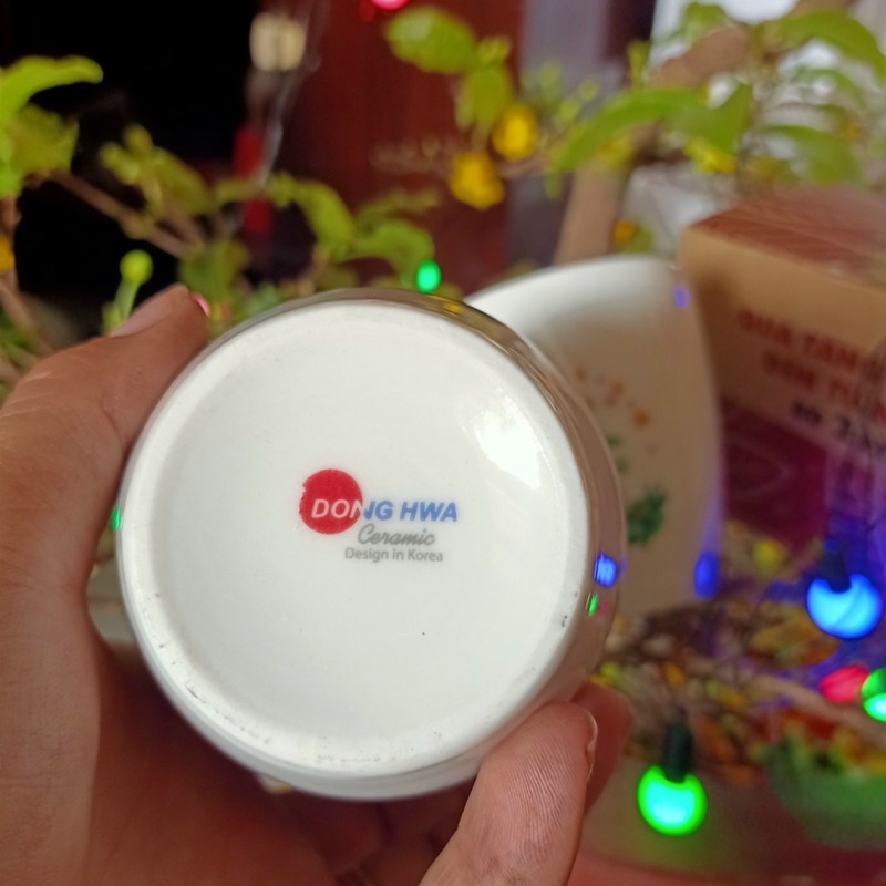 Bộ 2 ly sứ Donghwa hàng khuyến mãi Nestle