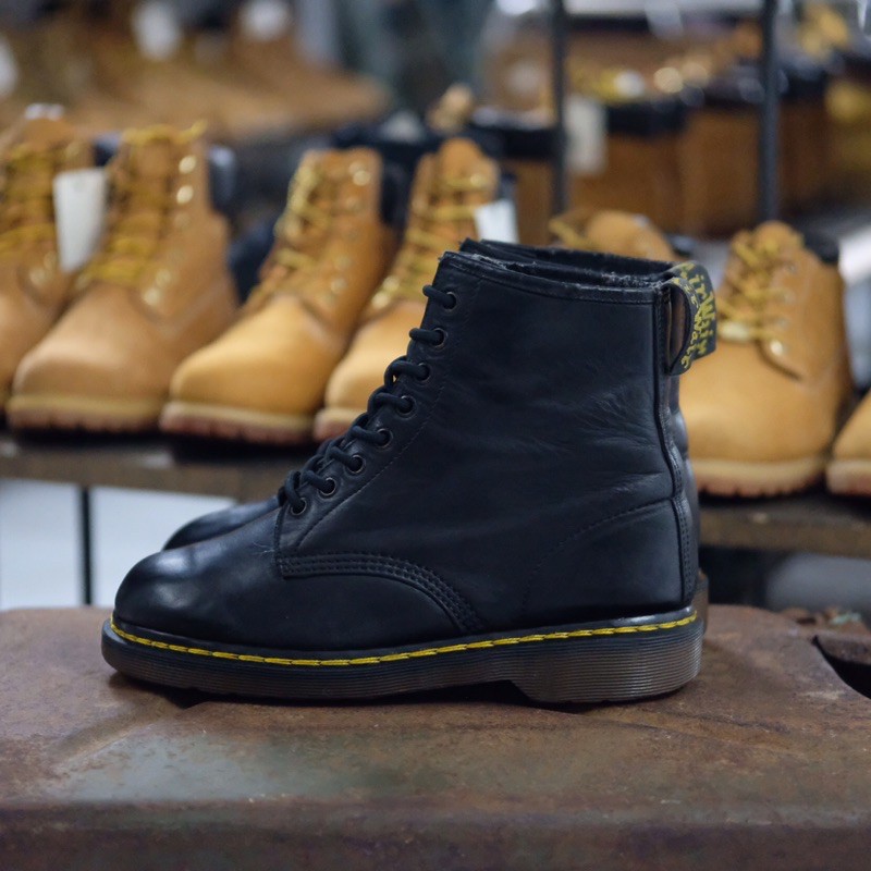 Giày dr martens outlet made in england