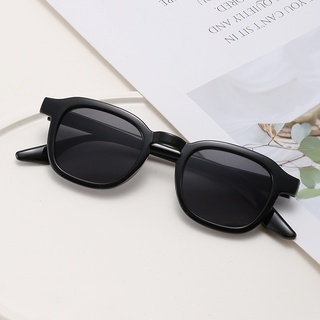 Kính râm nữ vuông Retro Thương hiệu Kính râm cổ điển Kính râm màu xanh lá cây cho nữ