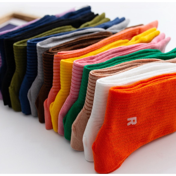 Vớ cao cổ chữ R Unisex nhiều màu phong cách dễ thương, trẻ trung & năng động.