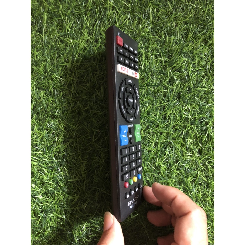 Điều khiển tivi Sharp RM-L1346 đa năng dùng cho các dòng tivi Sharp internet hiện nay - tặng kèm pin chính hãng