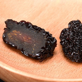 Táo Đen / Táo Tàu dày thịt, dẻo ngọt. Nấu chè táo tàu trứng gà, tiềm canh táo tàu --> táo đen