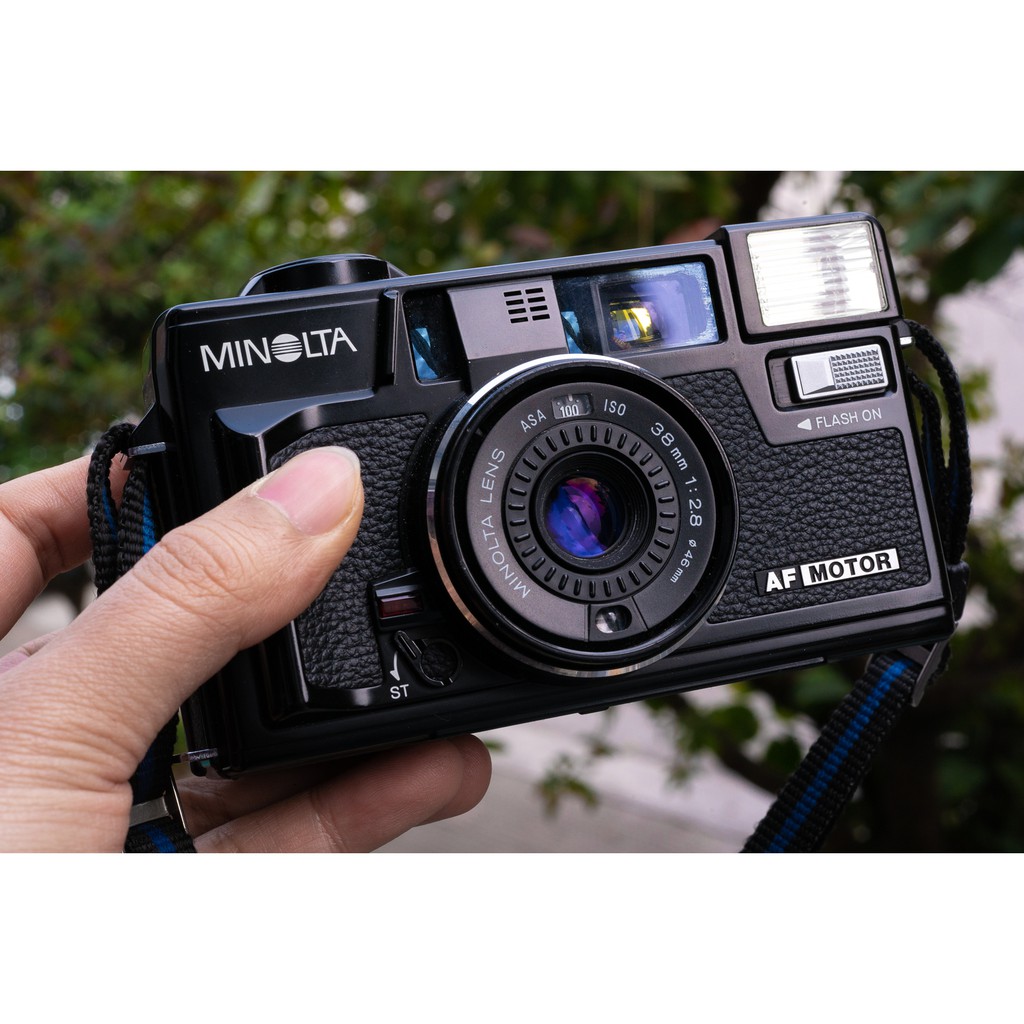 Minolta Hi-Matic AF2 with Bag – Film Supply Club