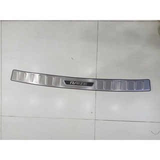 Chống trầy cốp trong, ngoài xe Toyota Raize 2021, 2022, 2023, 2024, 2025 Mẫu INOX cao cấp