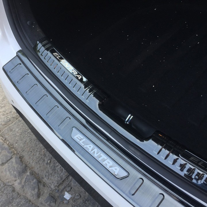 Ốp chống trầy cốp trong, ngoài xe Hyundai Elantra 2019-2021, 2023-2025 Vân TITAN cao cấp