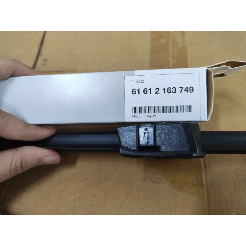 Gạt mưa dùng cho xe BMW 320i (F30, F31), 520i (F10), X5, X6 (E70, E71)