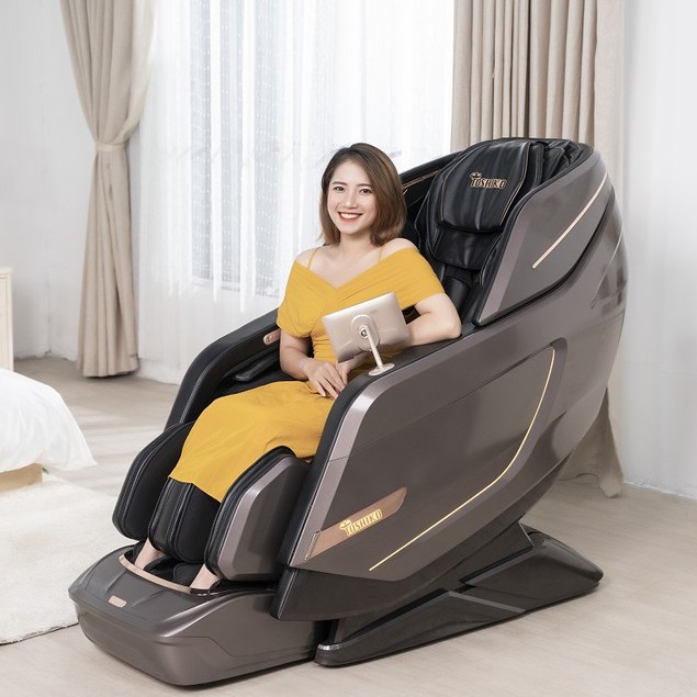 Ảnh Ghế massage trị liệu toàn thân Toshiko T9900 bảo hành 6 năm công nghệ con lăn 6D và túi khí cao cấp tặng quà hấp dẫn 3