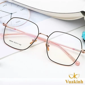 Kính gọng vuông bản to V331
