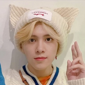 Mũ beanie mềm mại hình tai mèo phong cách Hàn Quốc đơn giản cho nam và nữ