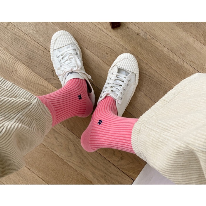 Vớ cao cổ chữ R Unisex nhiều màu phong cách dễ thương, trẻ trung & năng động.