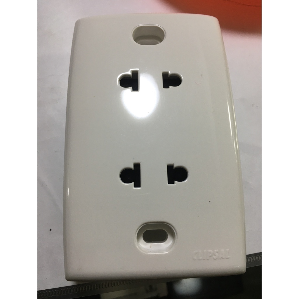 Mặt 2 ổ ghim Cliplal trắng | Shopee Việt Nam