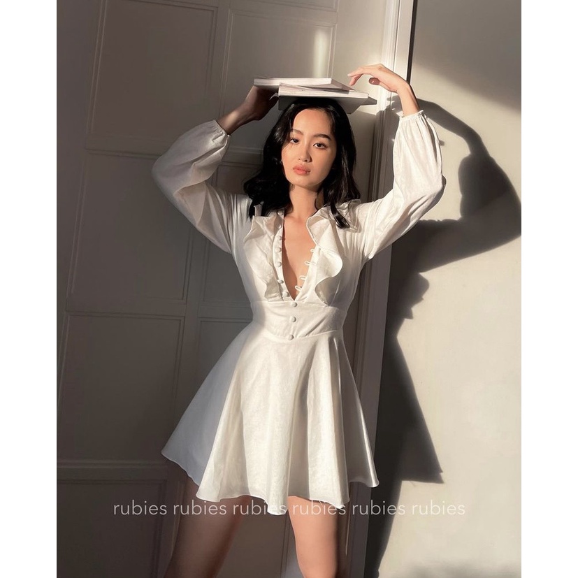 JUMSUIT ĐEN THIẾT KẾ XẺ NGỰC SIÊU XINH - KATIE JUMSUIT