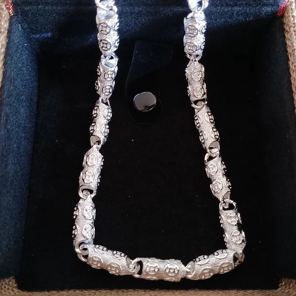 Collar